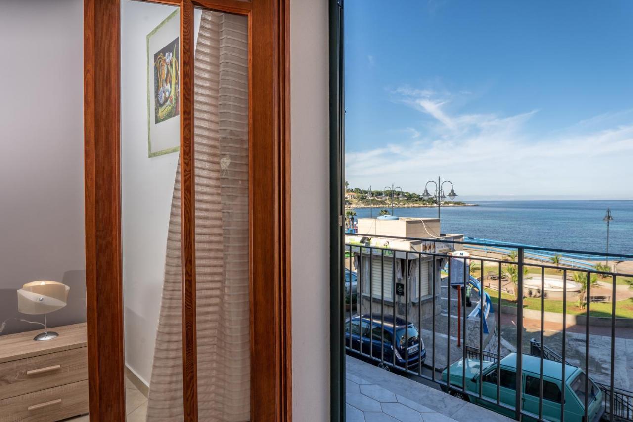 B&B Una Terrazza Sul Golfo Di Сферакавало Екстериор снимка